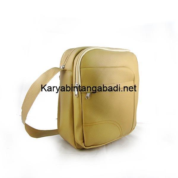 tas selempang pria