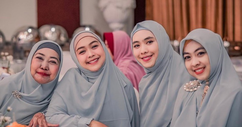 Selebgram Instagram dengan Tarif Endorse Termahal