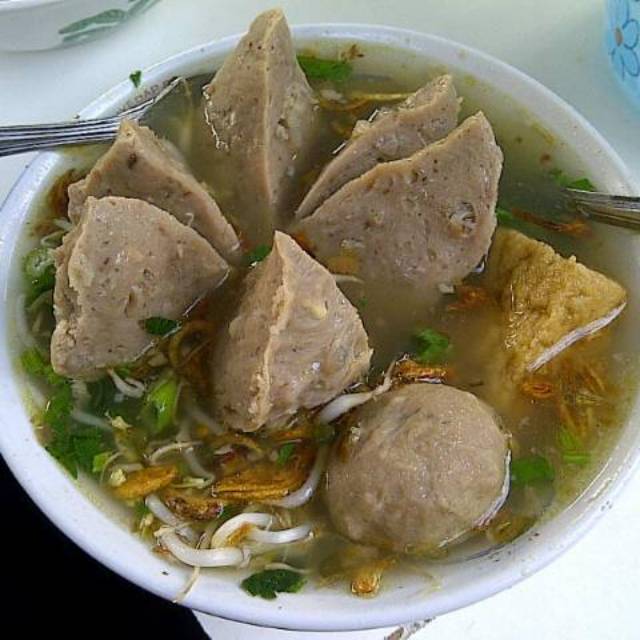 CARA MEMBUAT BAKSO JUMBO