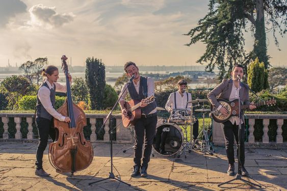 musik-live-pernikahan-romantis