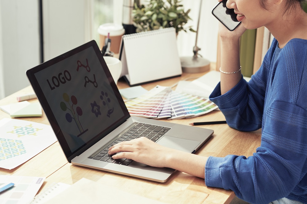 identitas bisnis yang profesional dengan logo